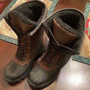Brand new Water resistant winter boots